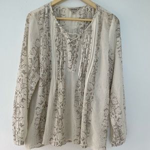 Lucky Brand est.1990 neutral long sleeve Size M